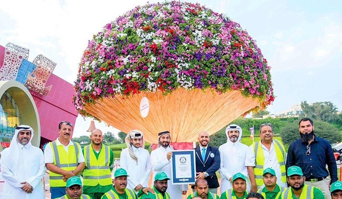 Al Wakrah Municipality unveils world’s largest natural flower arrangement